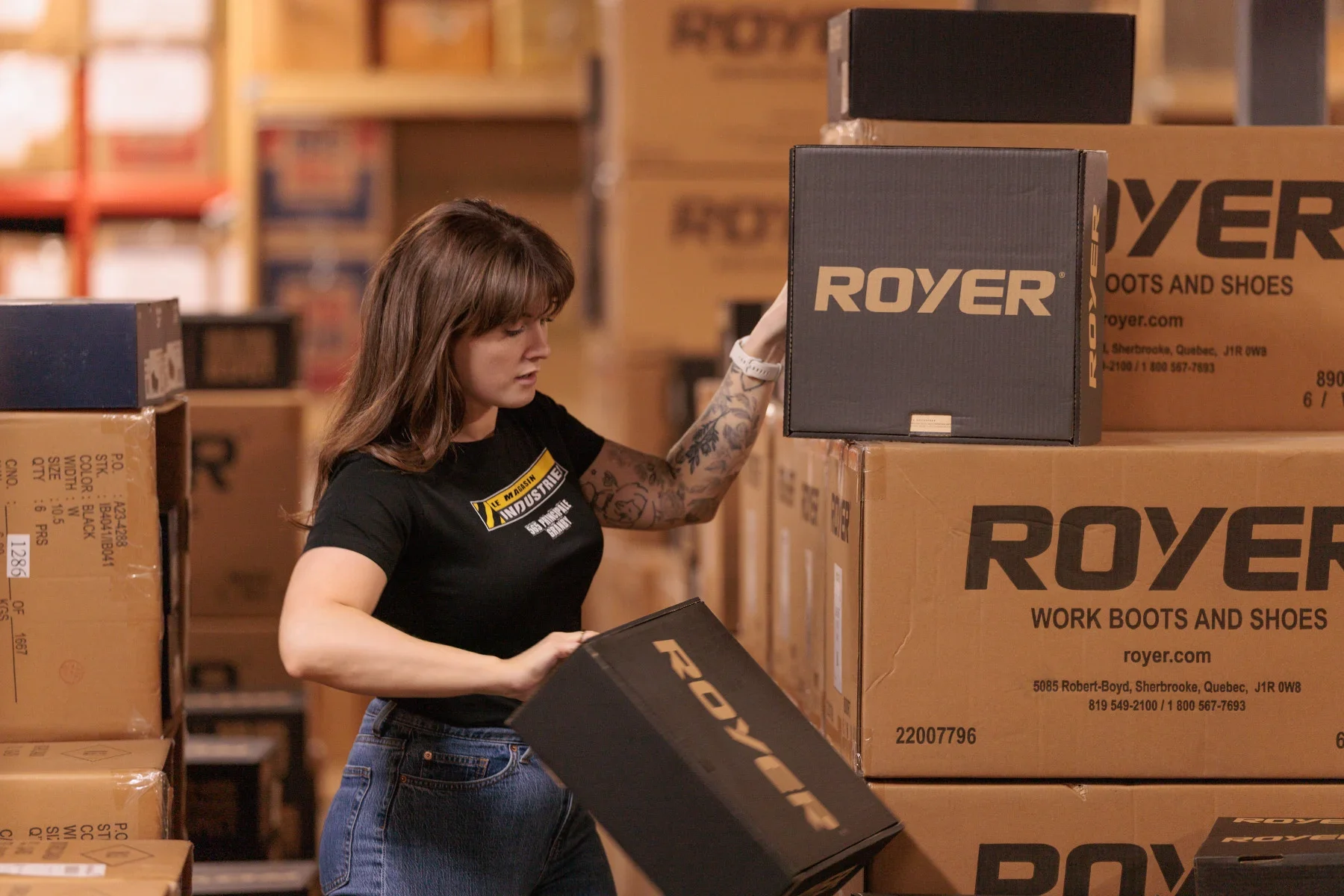 vente-de-chaussures-royer-compressed